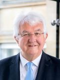 Governor Robert Holzmann